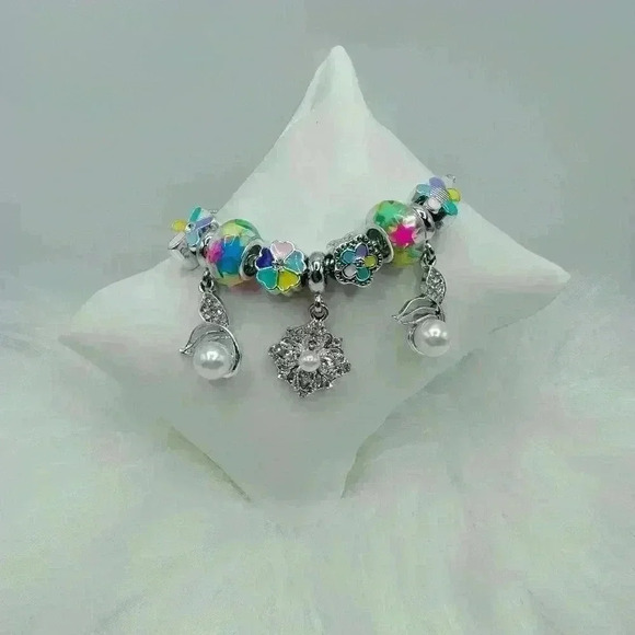 Cute Charm Bracelet with Rhinestone Accents - Picture 1 of 4